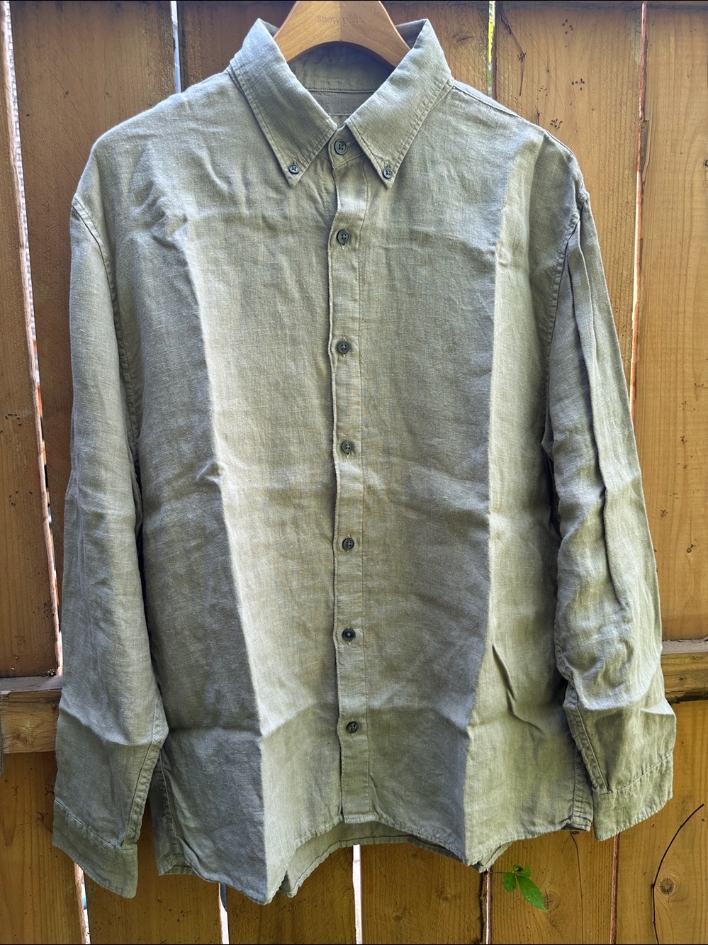 Men's Size S Tan Button-Down Shirt